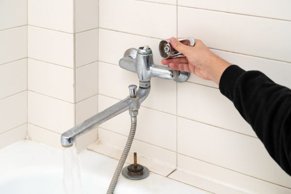 Cost of Shower Handle Repair in Norwalk
