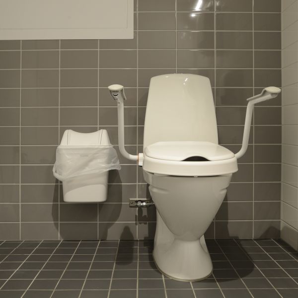 Cost of Commercial Toilet Repair in Norwalk