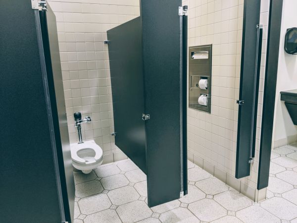 Cost of Commercial Toilet Installation in Norwalk